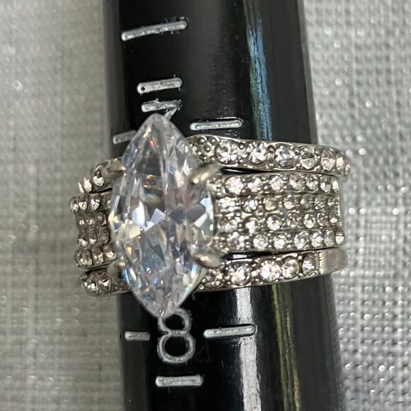 Silver Tone and 1 Carat CZ Triple Ring Size 8 - Picture 4 of 4